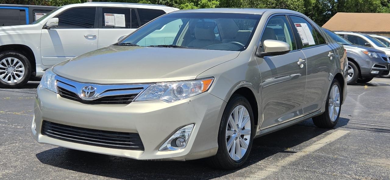 Toyota Camry 4dr Sdn V6 Auto XLE (Natl) 2013