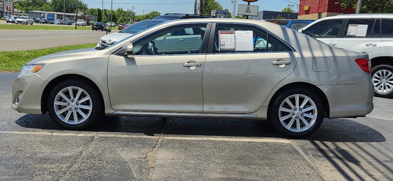 Toyota Camry 4dr Sdn V6 Auto XLE (Natl) 2013