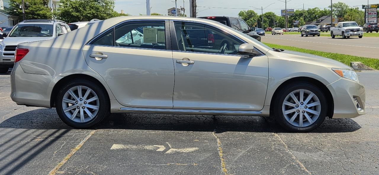 Toyota Camry 4dr Sdn V6 Auto XLE (Natl) 2013