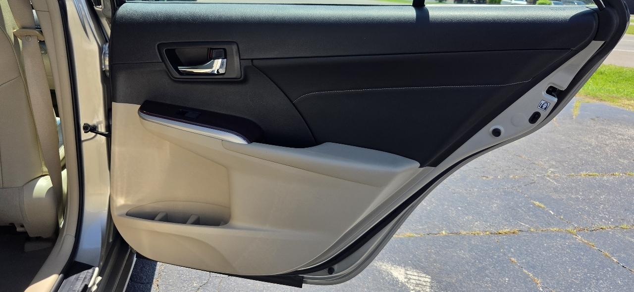 Toyota Camry 4dr Sdn V6 Auto XLE (Natl) 2013