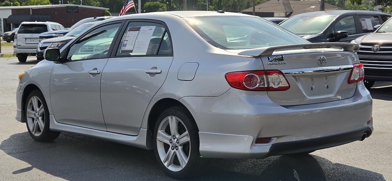 Toyota Corolla 4dr Sdn Auto S (Natl) 2013