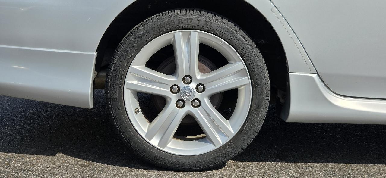 Toyota Corolla 4dr Sdn Auto S (Natl) 2013