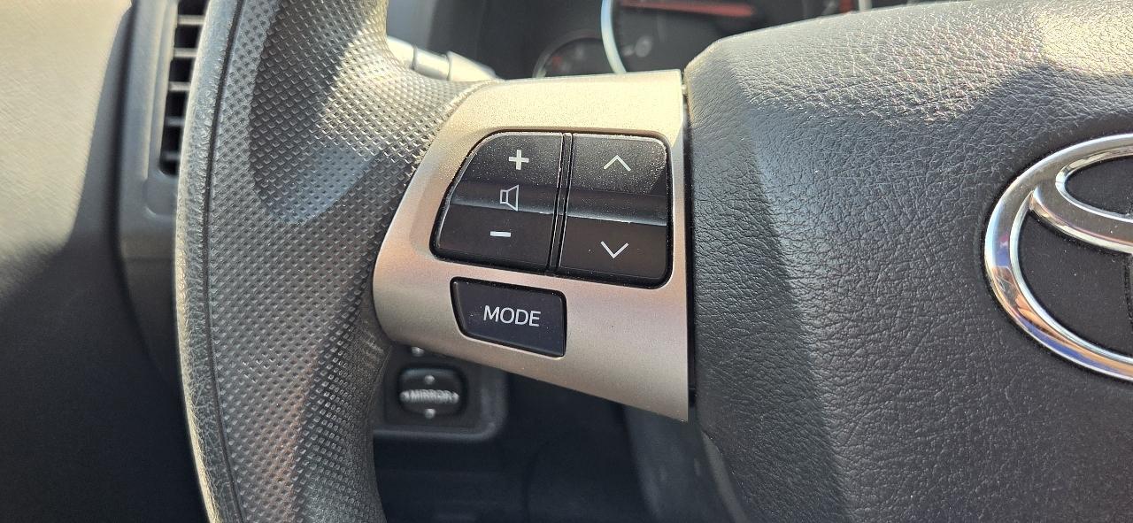 Toyota Corolla 4dr Sdn Auto S (Natl) 2013