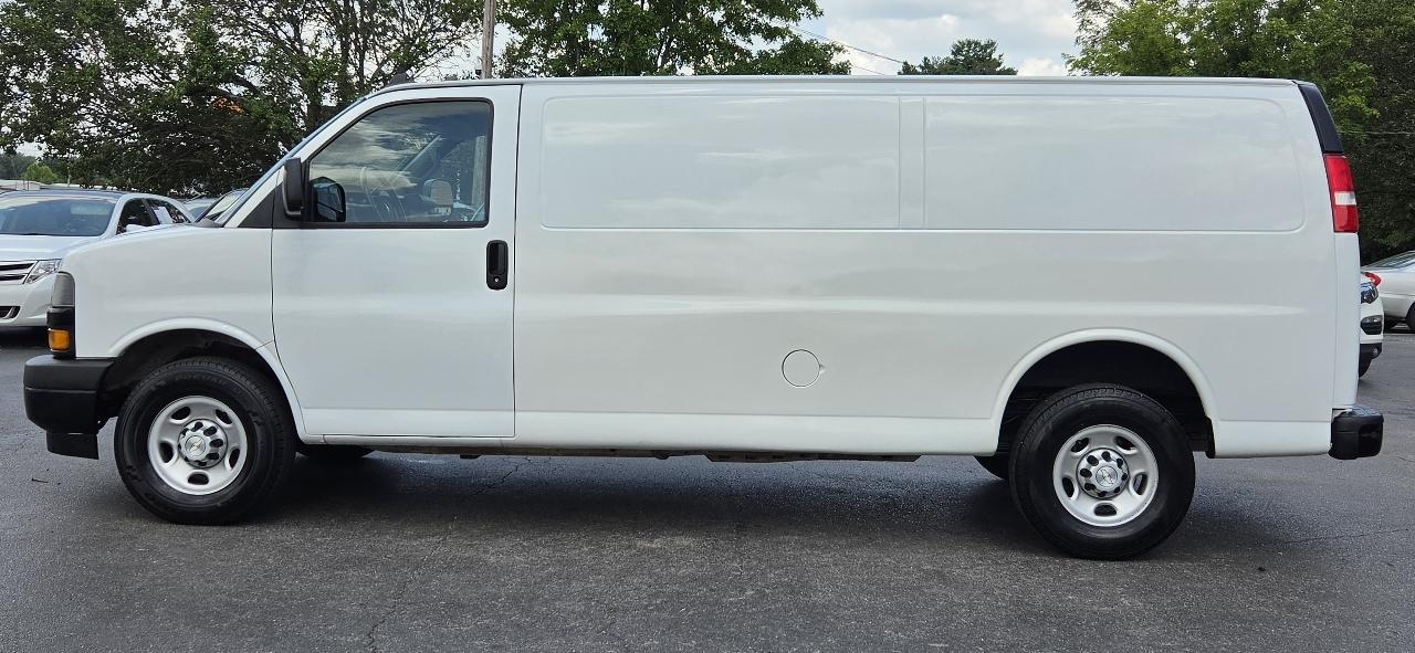 Chevrolet Express Cargo Van RWD 2500 155" 2021
