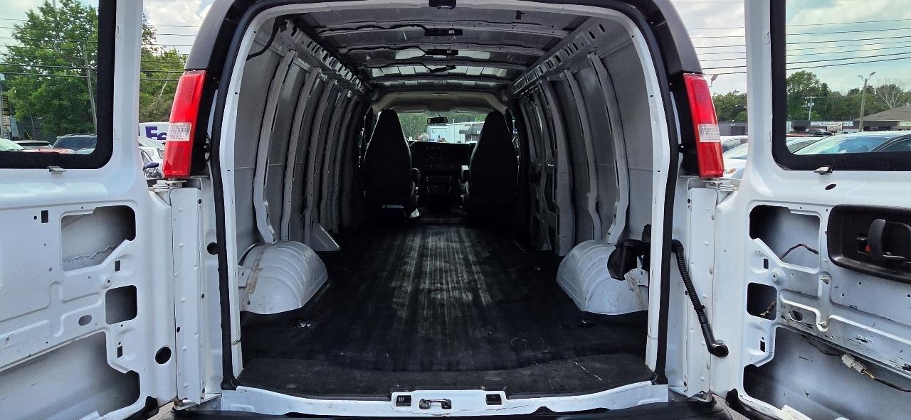 Chevrolet Express Cargo Van RWD 2500 155" 2021