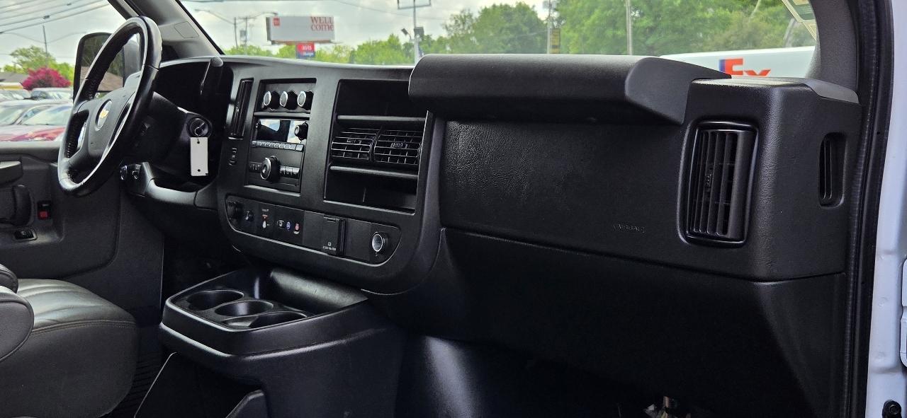 Chevrolet Express Cargo Van RWD 2500 155" 2021