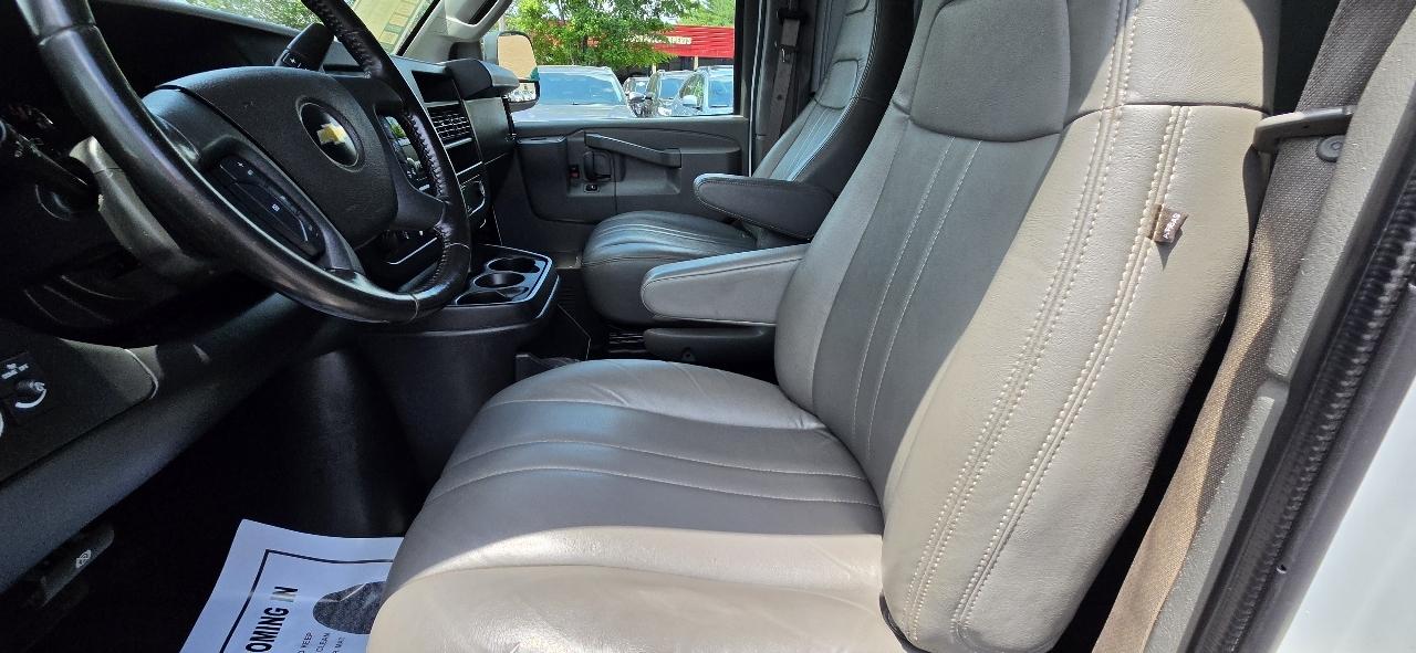 Chevrolet Express Cargo Van RWD 2500 155" 2021