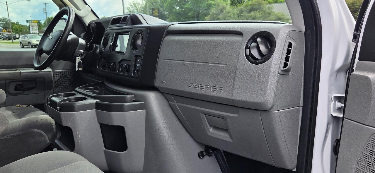 Ford Econoline Cargo Van E-250 Recreational 2014