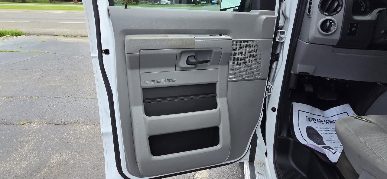 Ford Econoline Cargo Van E-250 Recreational 2014