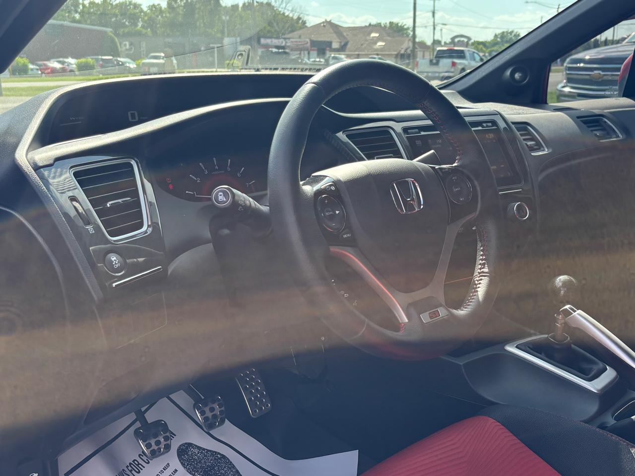 Honda Civic Si Sedan 6-Speed MT 2015