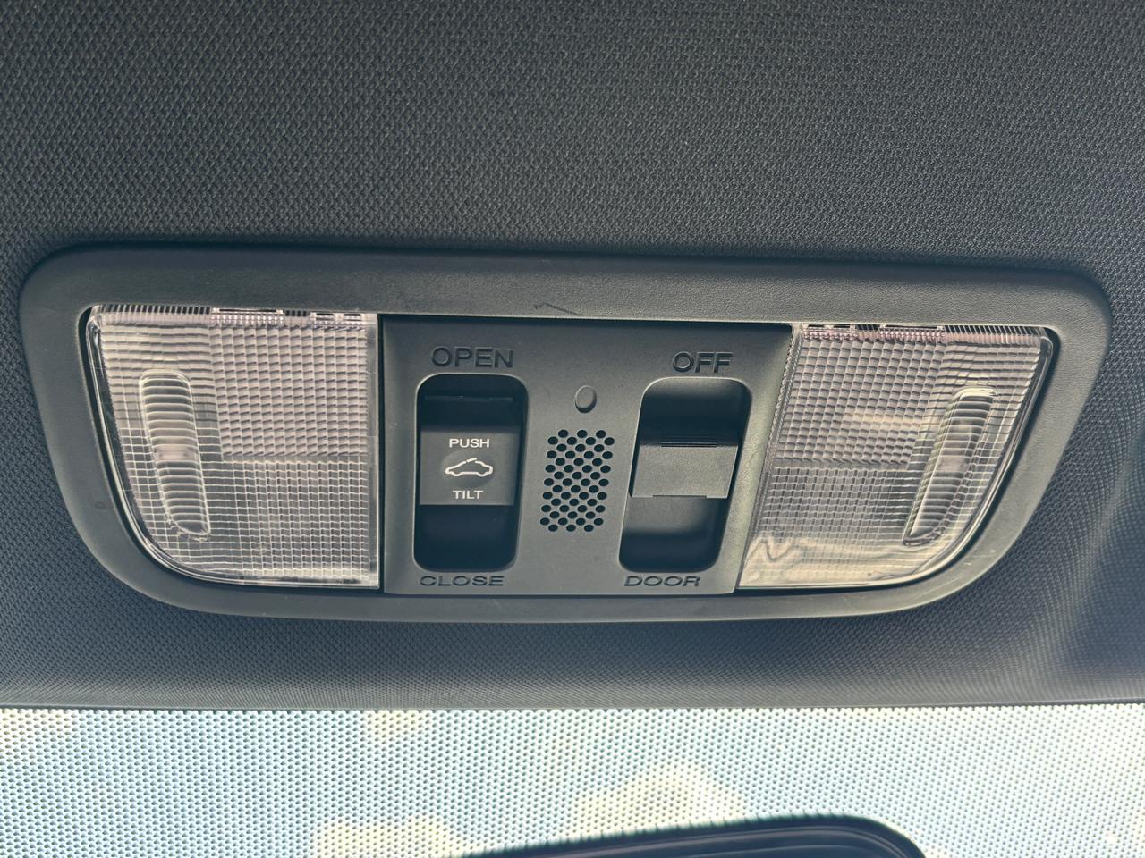Honda Civic Si Sedan 6-Speed MT 2015