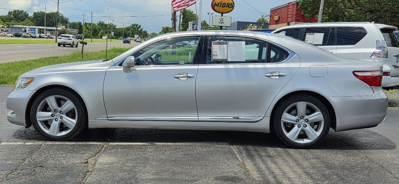Lexus LS 460 4dr Sdn L RWD 2007