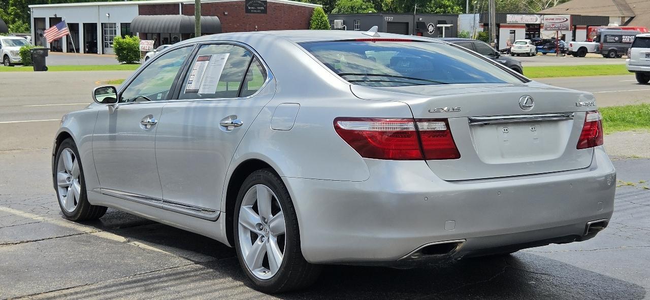 Lexus LS 460 4dr Sdn L RWD 2007