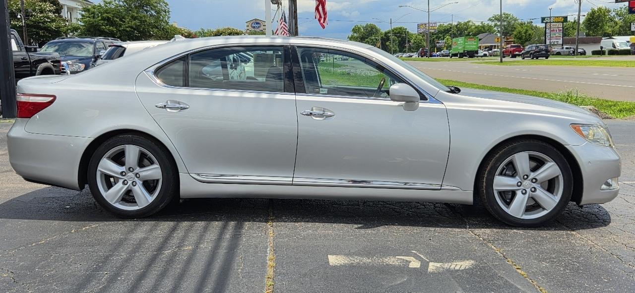 Lexus LS 460 4dr Sdn L RWD 2007