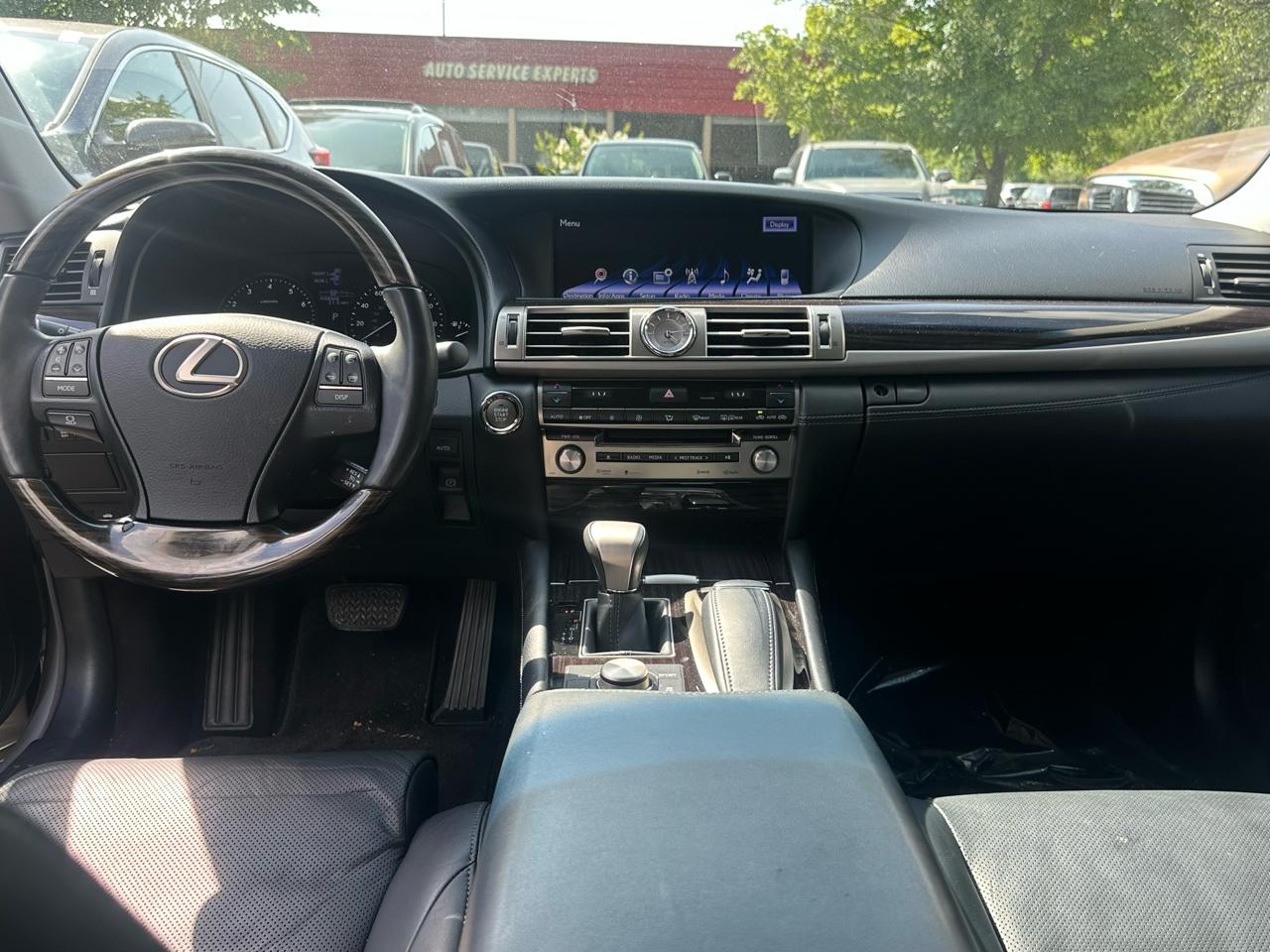 Lexus LS 460 4dr Sdn RWD 2014