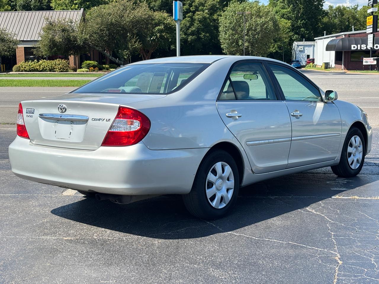 Toyota Camry 4dr Sdn LE Auto (Natl) 2004