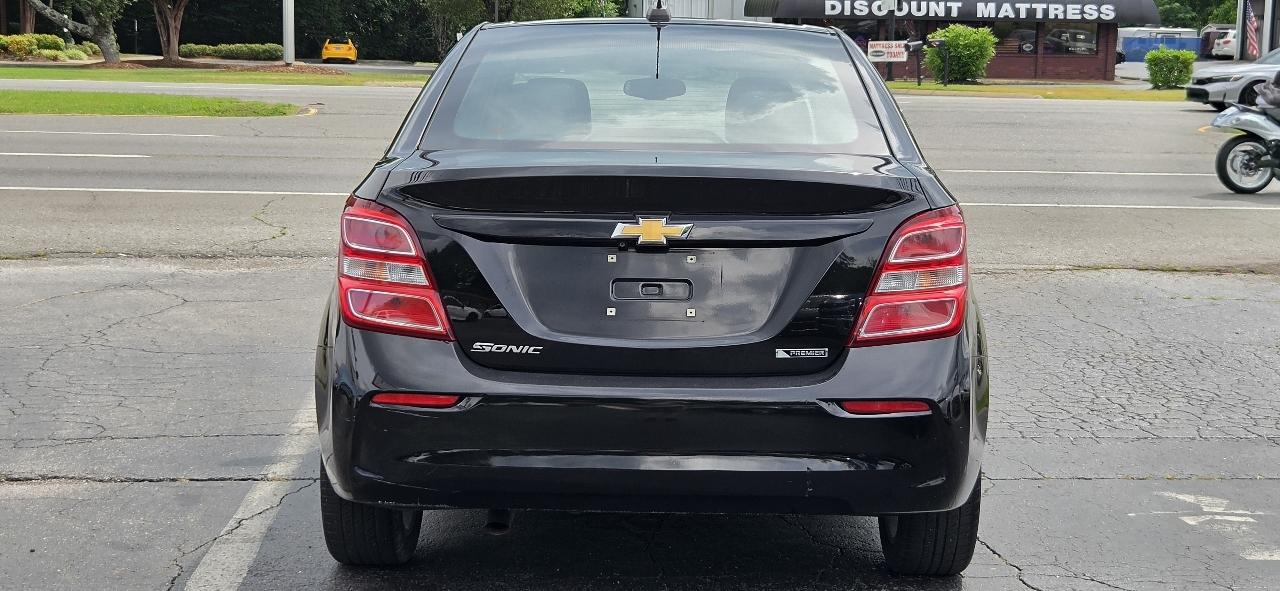 Chevrolet Sonic 4dr Sdn Auto Premier 2019