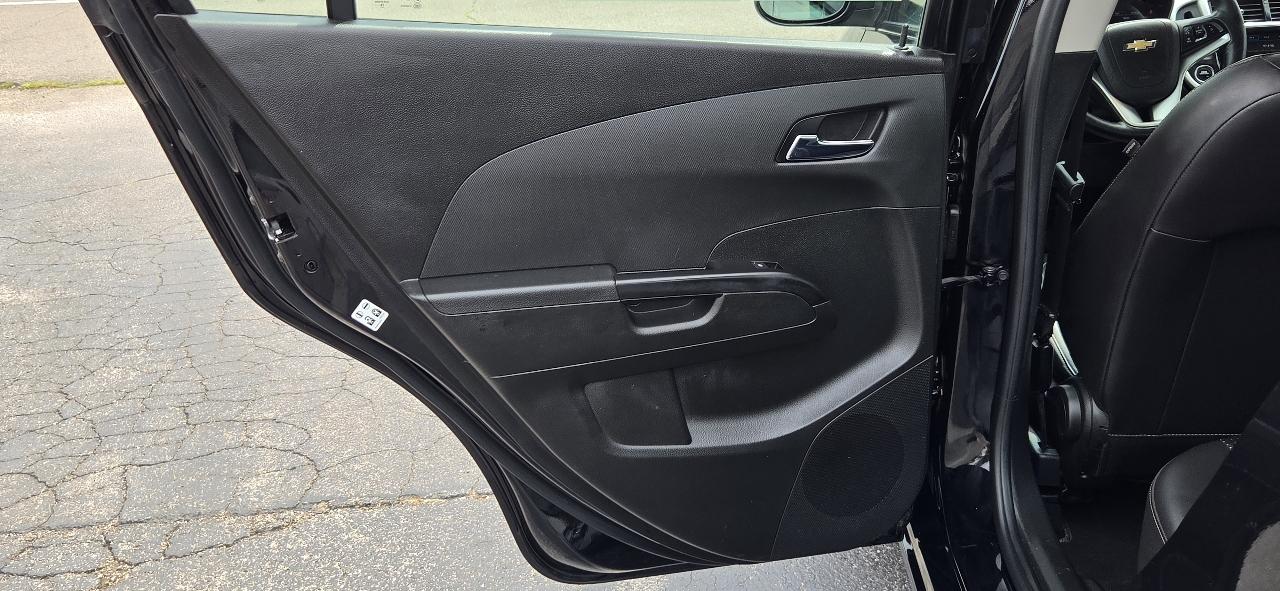 Chevrolet Sonic 4dr Sdn Auto Premier 2019