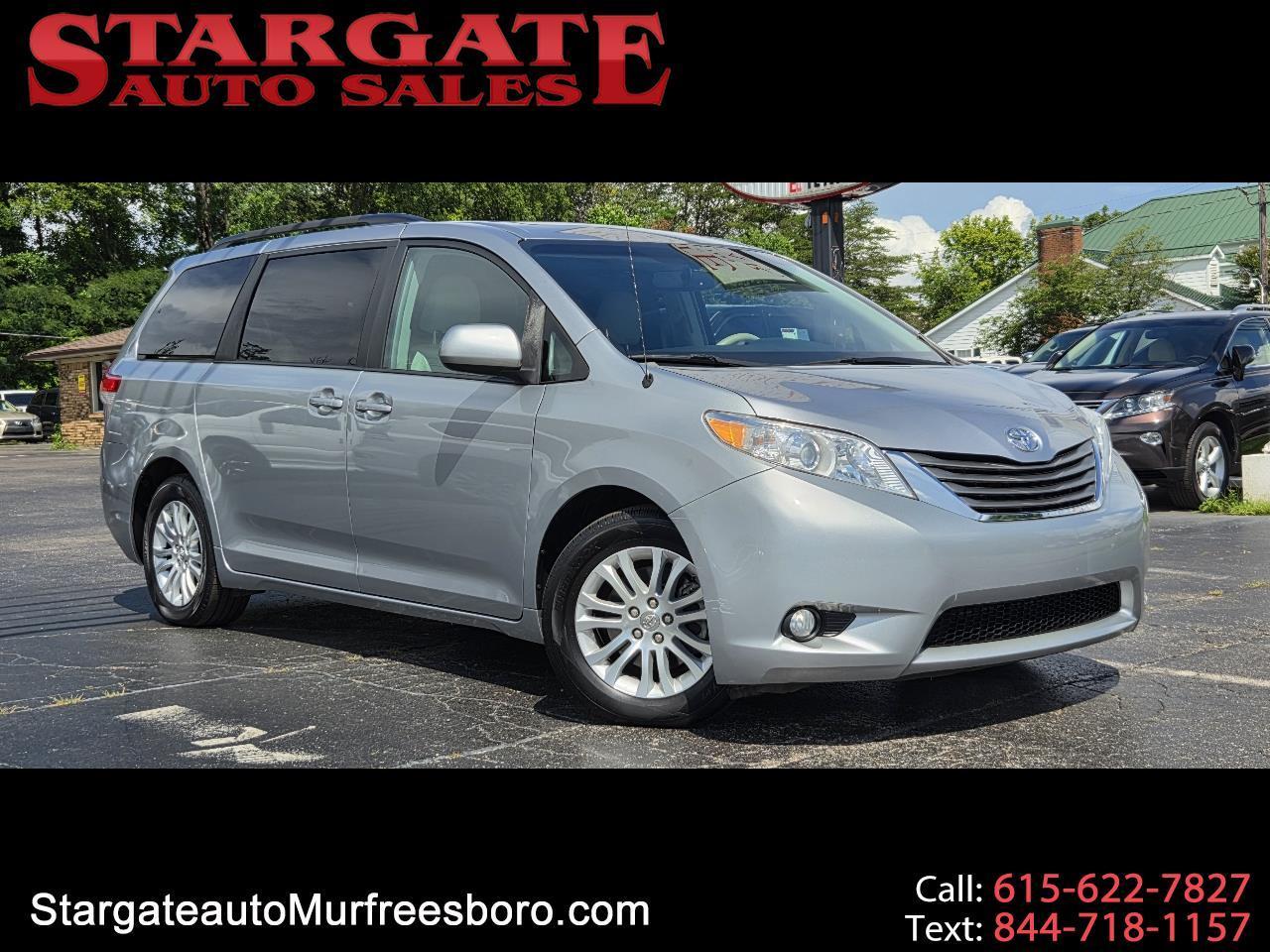 Toyota Sienna 5dr 8-Pass Van V6 XLE FWD (Natl) 2014