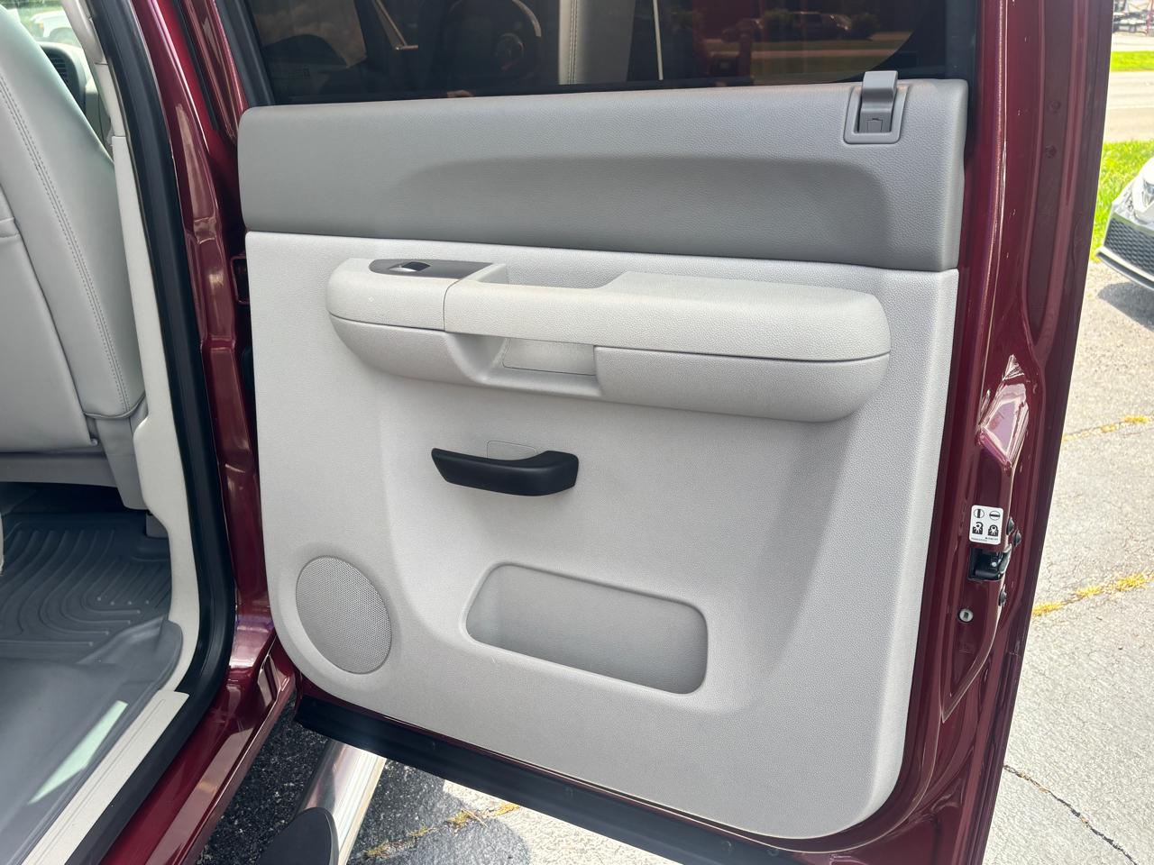 Chevrolet Silverado 1500 2WD Crew Cab 143.5" LT 2013