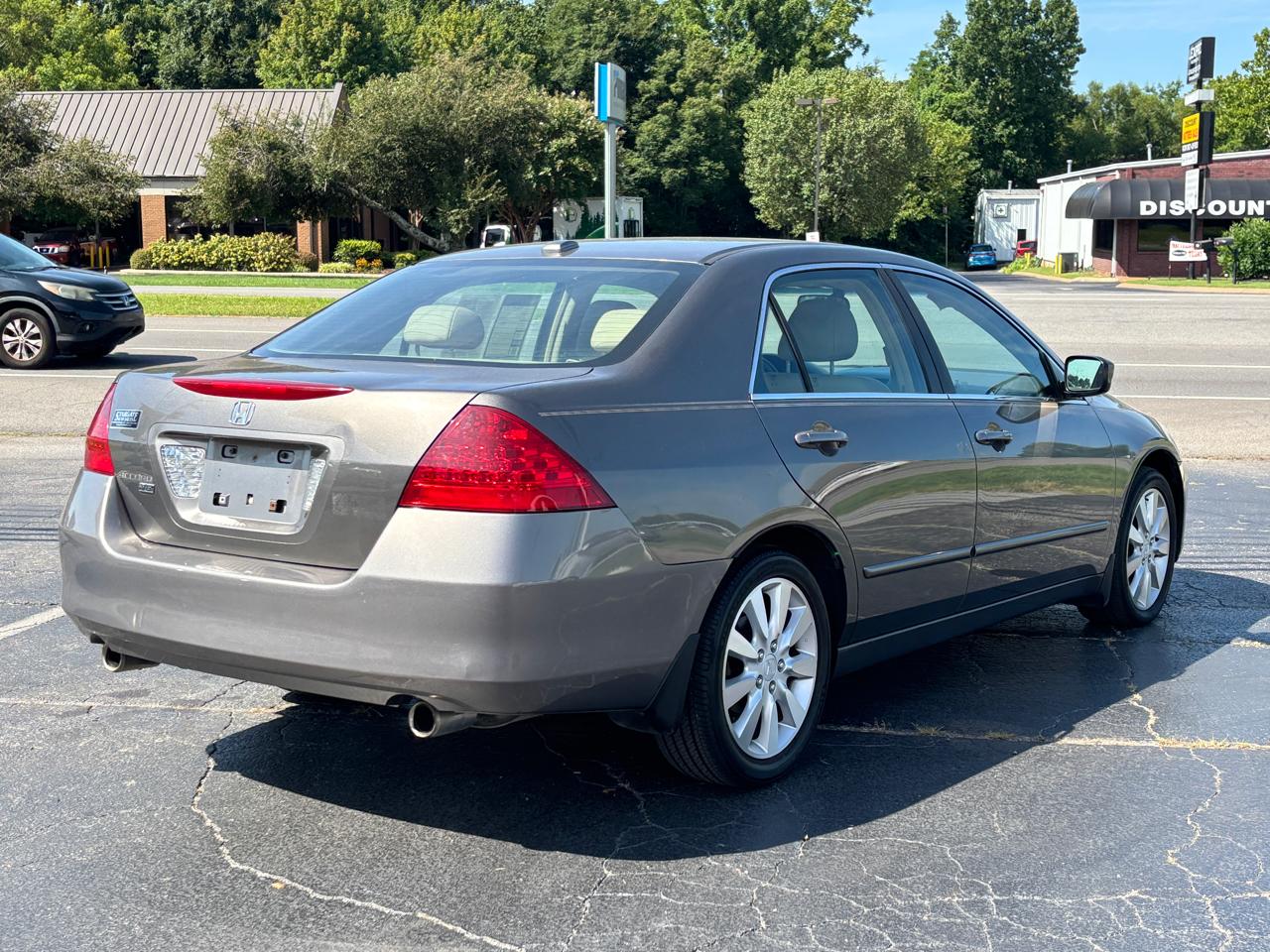 Honda Accord EX-L V-6 Sedan AT 2006