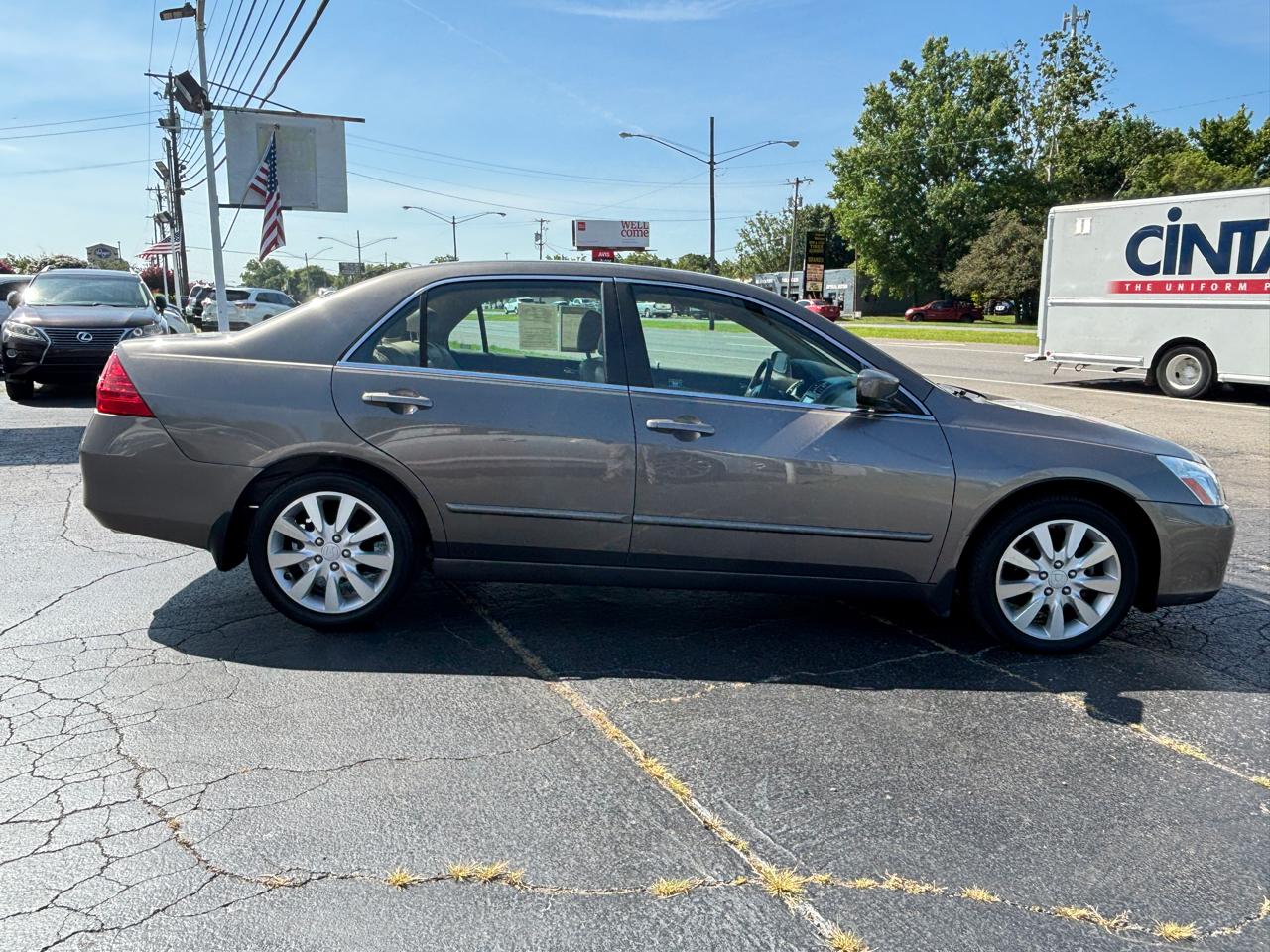 Honda Accord EX-L V-6 Sedan AT 2006