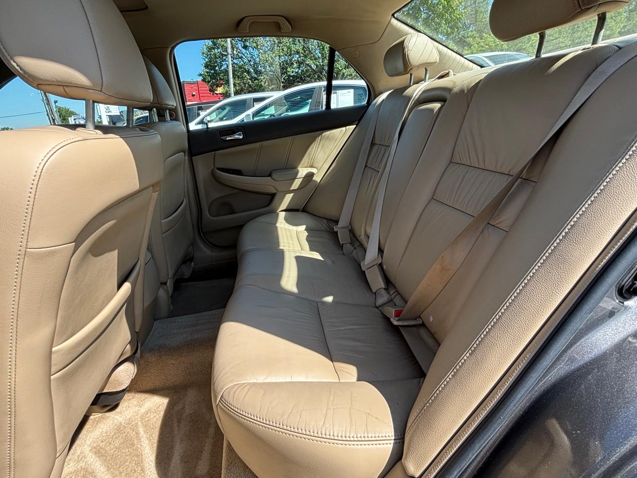 Honda Accord EX-L V-6 Sedan AT 2006