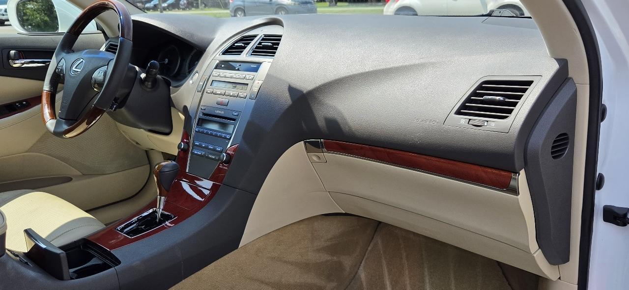 Lexus ES 350 4dr Sdn 2012