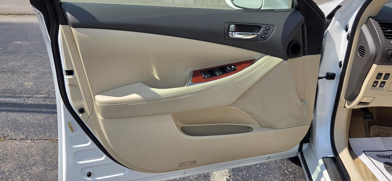 Lexus ES 350 4dr Sdn 2012