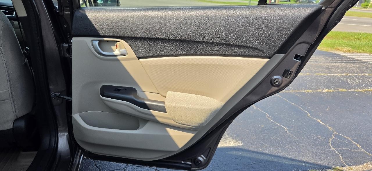 Honda Civic LX 4D Sedan 2013