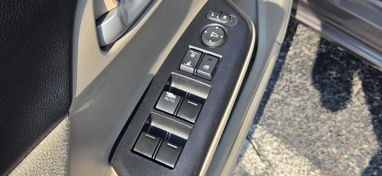 Honda Civic LX 4D Sedan 2013