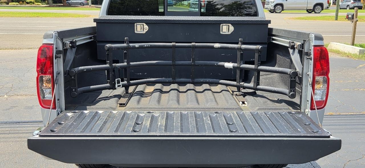 Nissan Frontier 2WD Crew Cab SWB Auto SV 2016