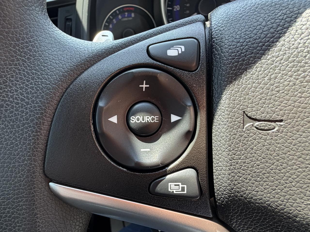 Honda Fit 5dr HB CVT EX-L 2015