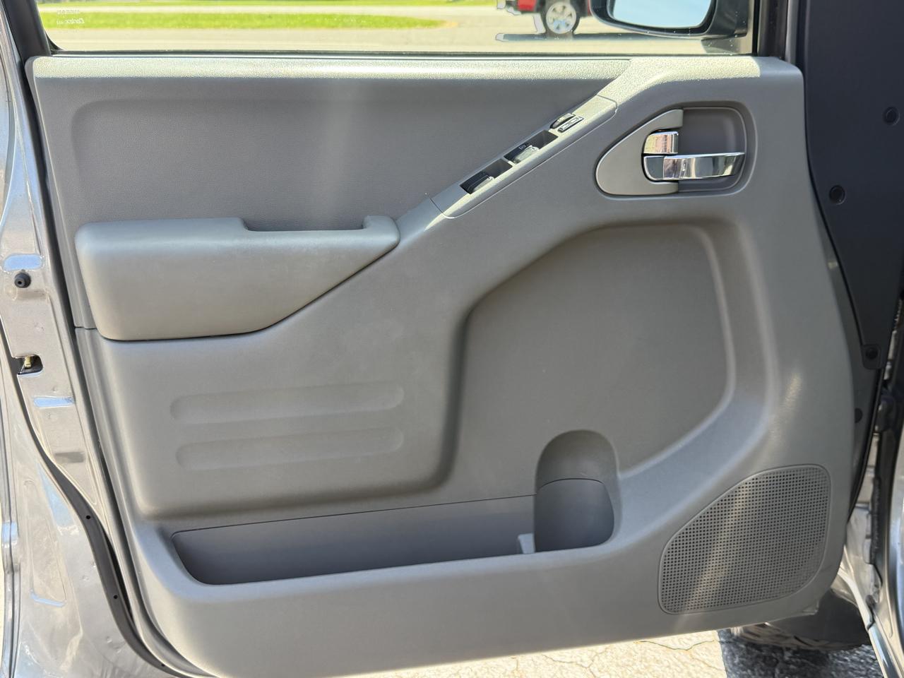 Nissan Frontier Crew Cab 4x4 SV Auto 2019