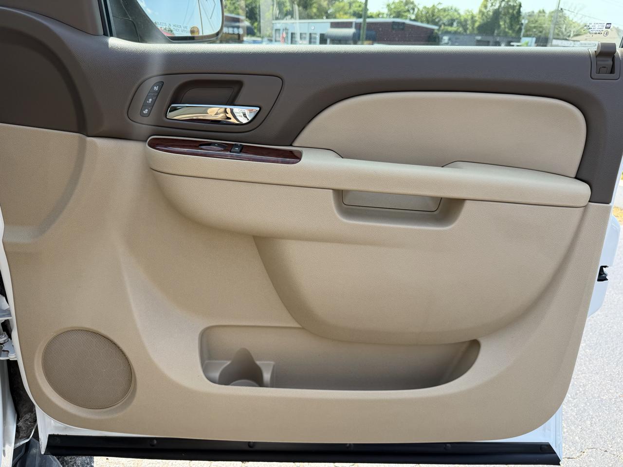 Chevrolet Tahoe 2WD 4dr 1500 LTZ 2013
