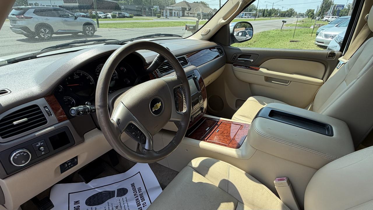 Chevrolet Tahoe 2WD 4dr 1500 LTZ 2013