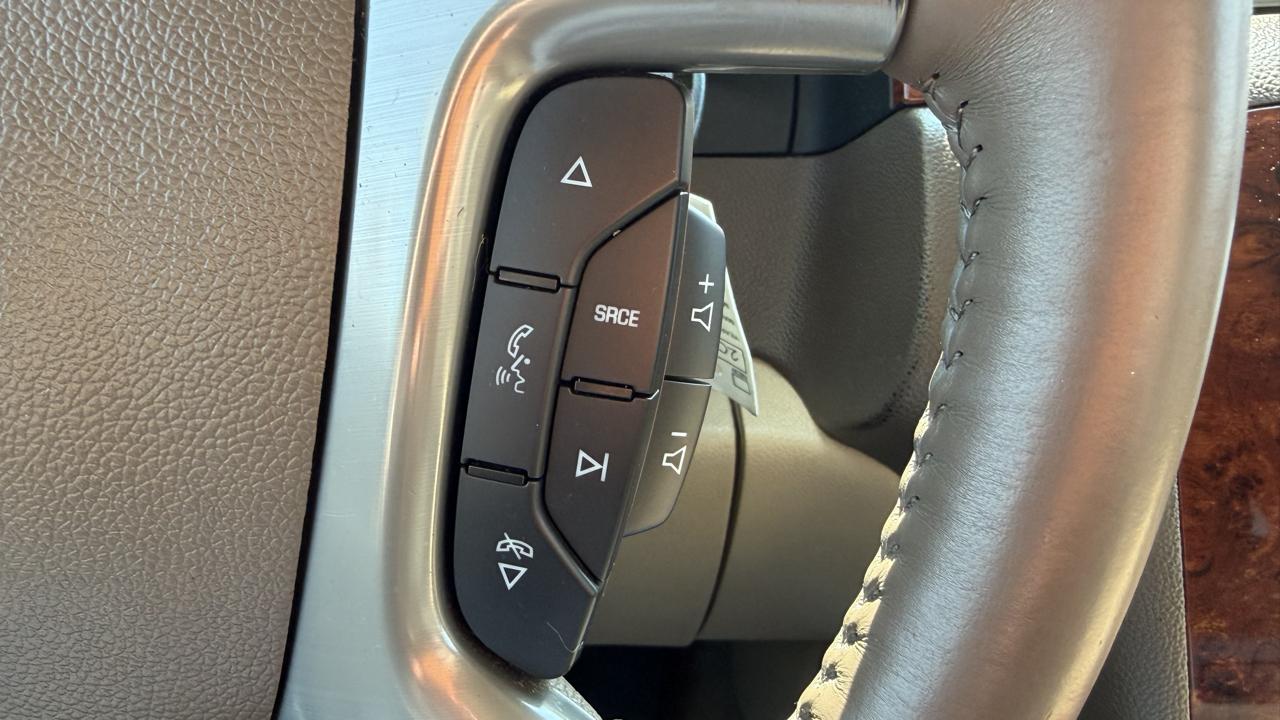 Chevrolet Tahoe 2WD 4dr 1500 LTZ 2013