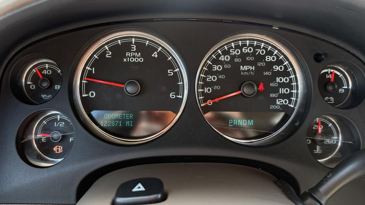 Chevrolet Tahoe 2WD 4dr 1500 LTZ 2013