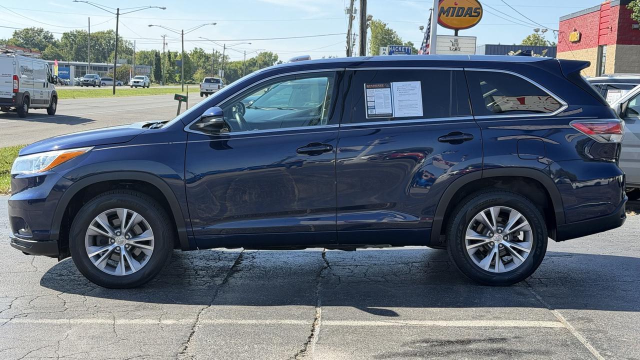 Toyota Highlander FWD 4dr V6 XLE (Natl) 2015