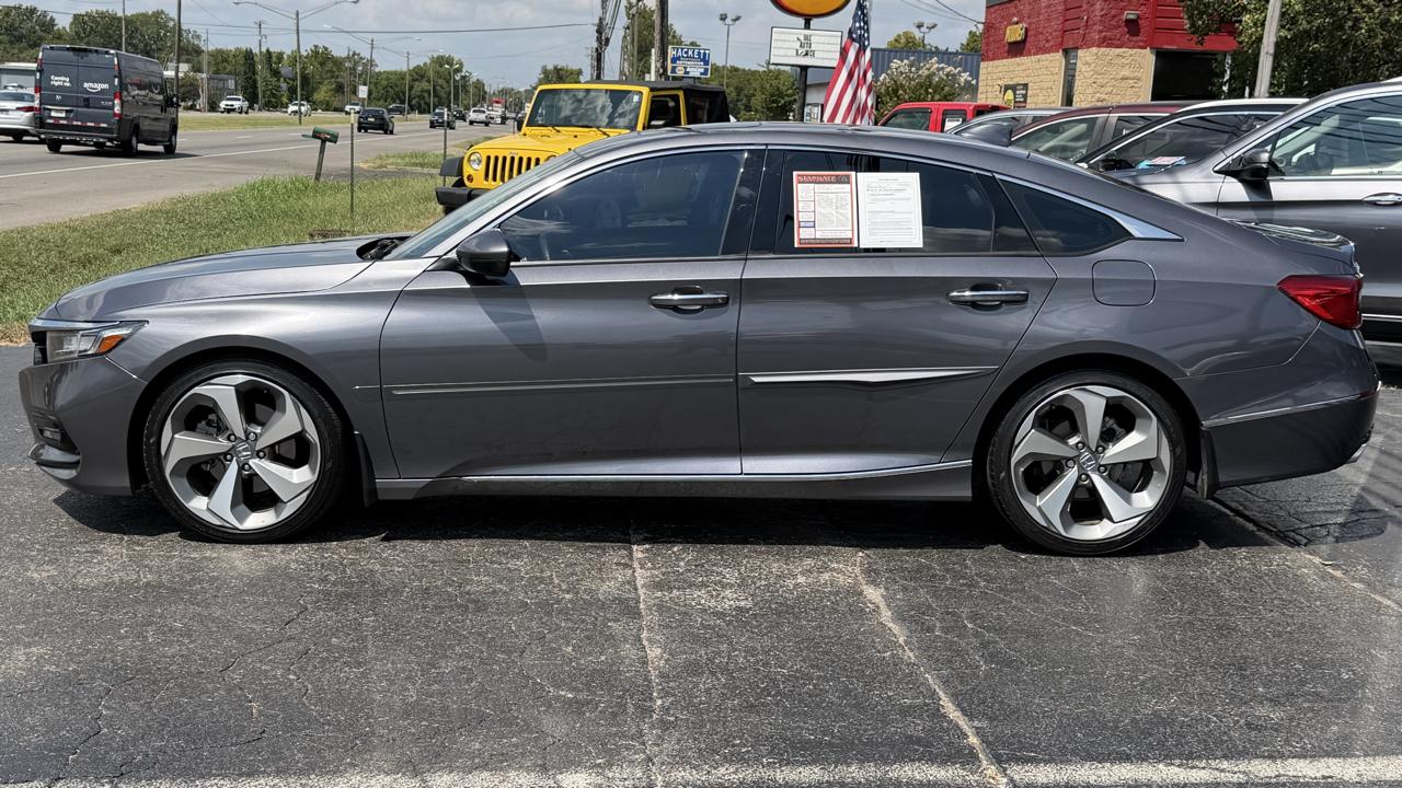 Honda Accord Touring Sedan AT 2018