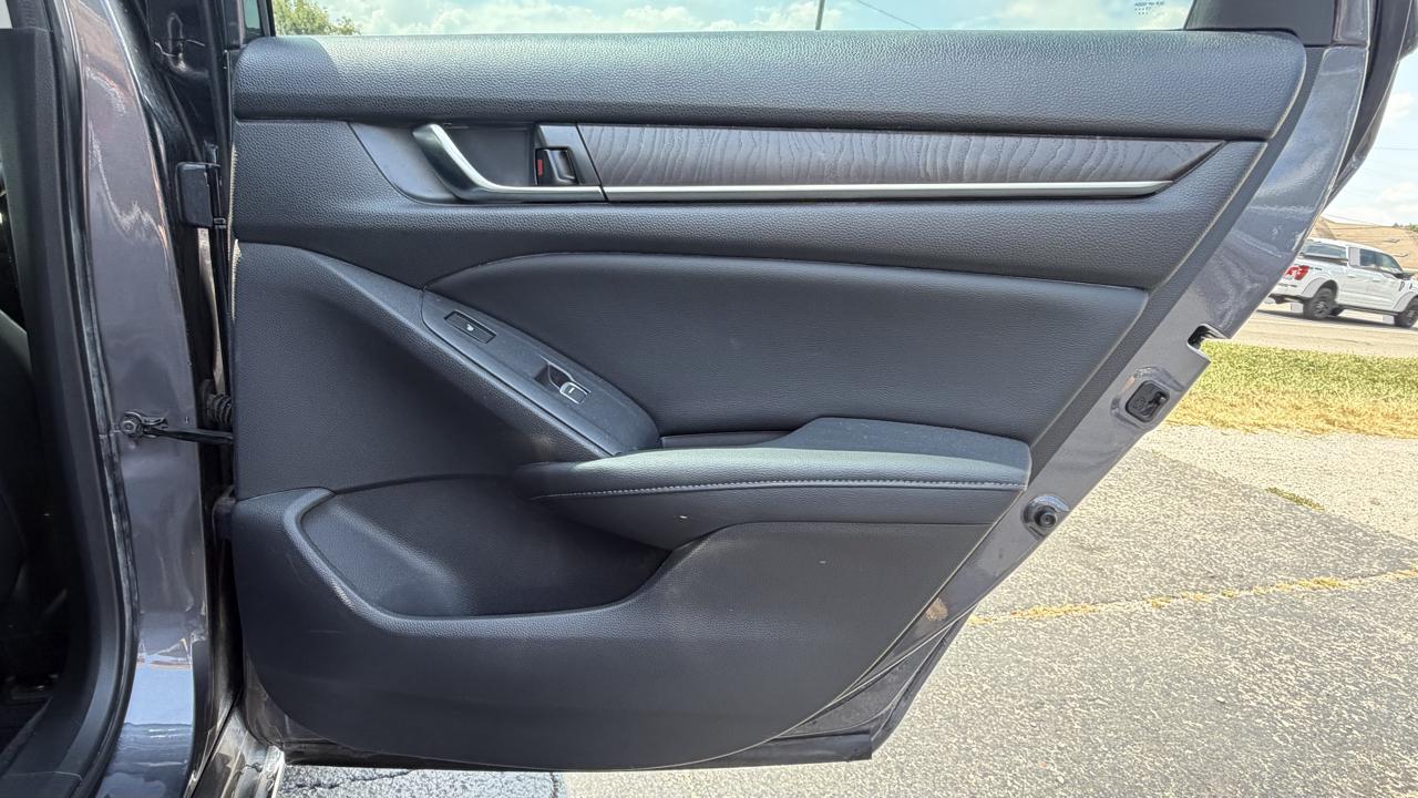 Honda Accord Touring Sedan AT 2018