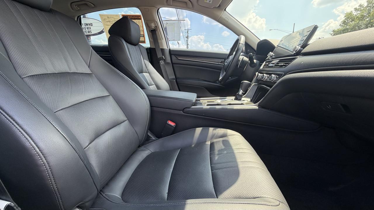 Honda Accord Touring Sedan AT 2018