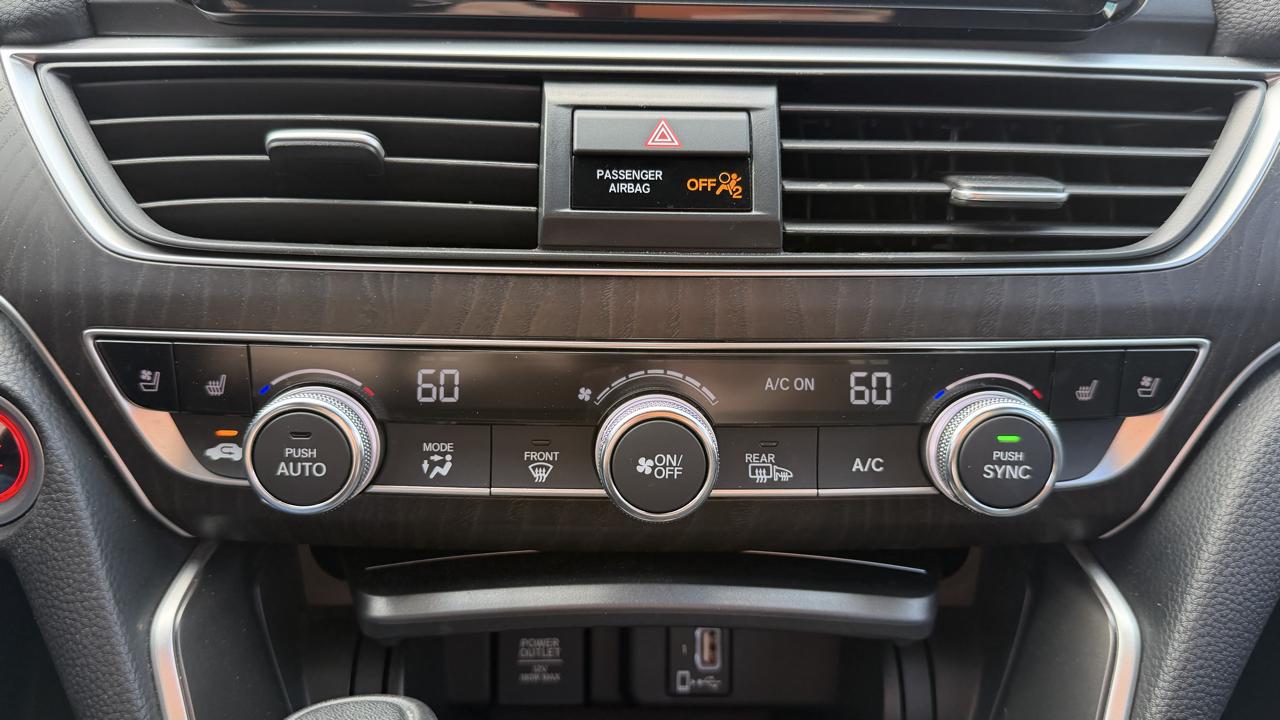 Honda Accord Touring Sedan AT 2018