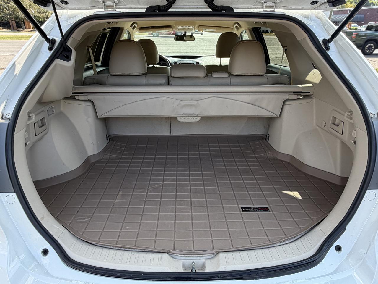 Toyota Venza 4dr Wgn V6 FWD XLE (Natl) 2013