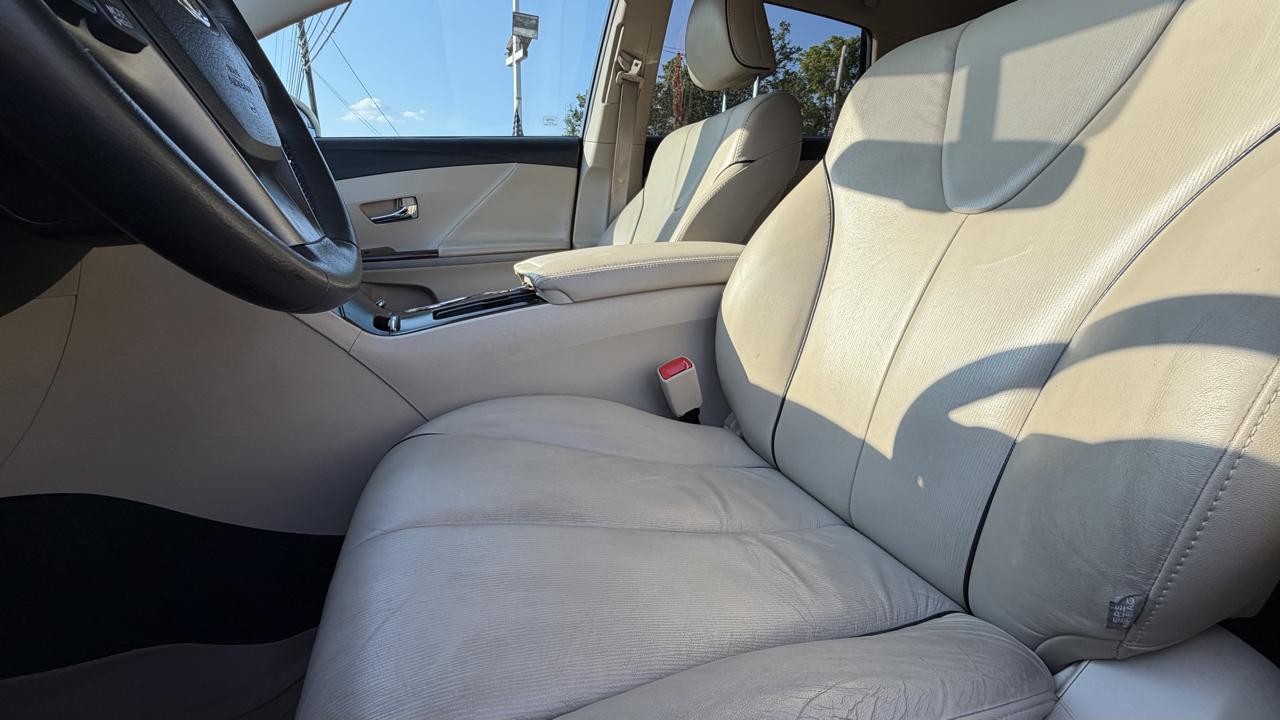 Toyota Venza 4dr Wgn V6 FWD XLE (Natl) 2013