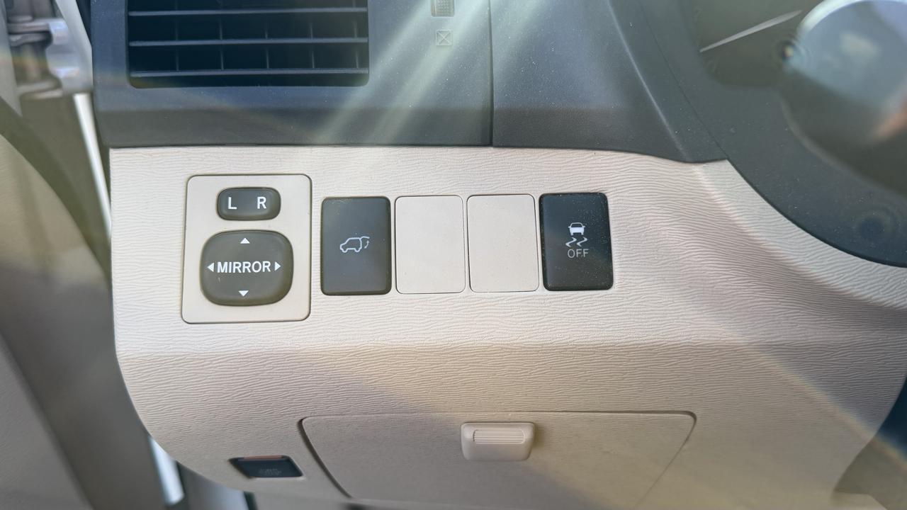 Toyota Venza 4dr Wgn V6 FWD XLE (Natl) 2013
