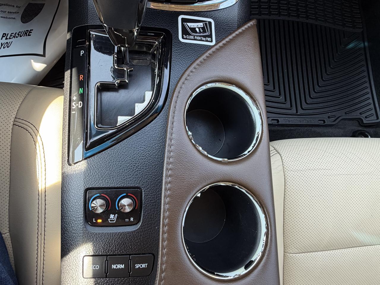 Toyota Avalon 4dr Sdn Limited (Natl) 2013