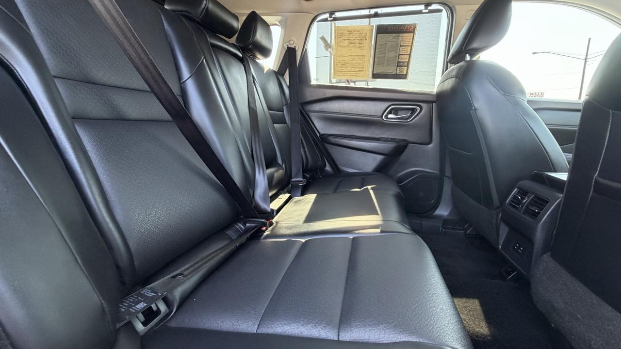 Nissan Rogue AWD SV 2021