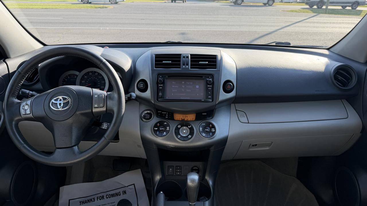 Toyota RAV4 4WD 4dr I4 Limited (Natl) 2012