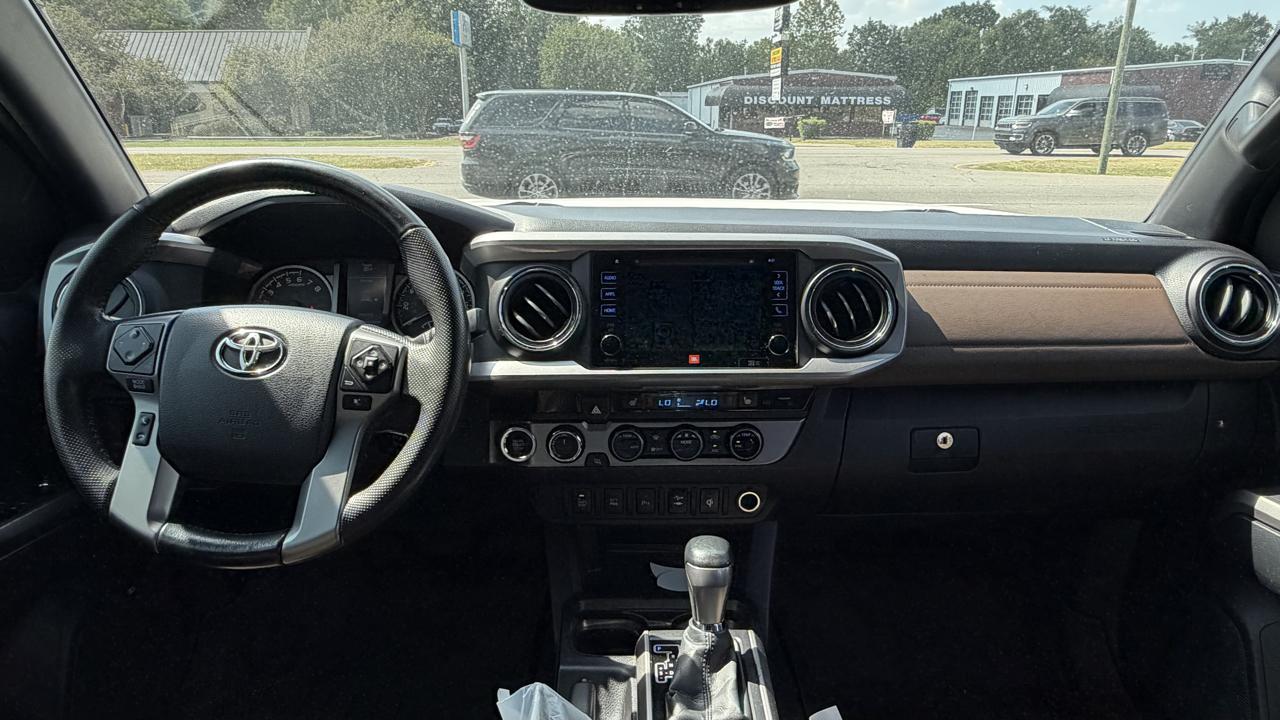Toyota Tacoma 4WD Double Cab V6 AT Limited (Natl) 2016